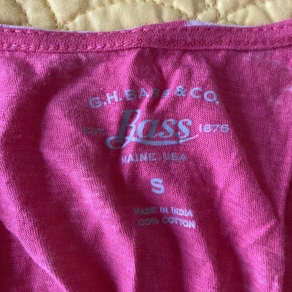 Bass Women’s Coral/Cream Print Racer Back Tee, Size Small - Picture 4 of 5